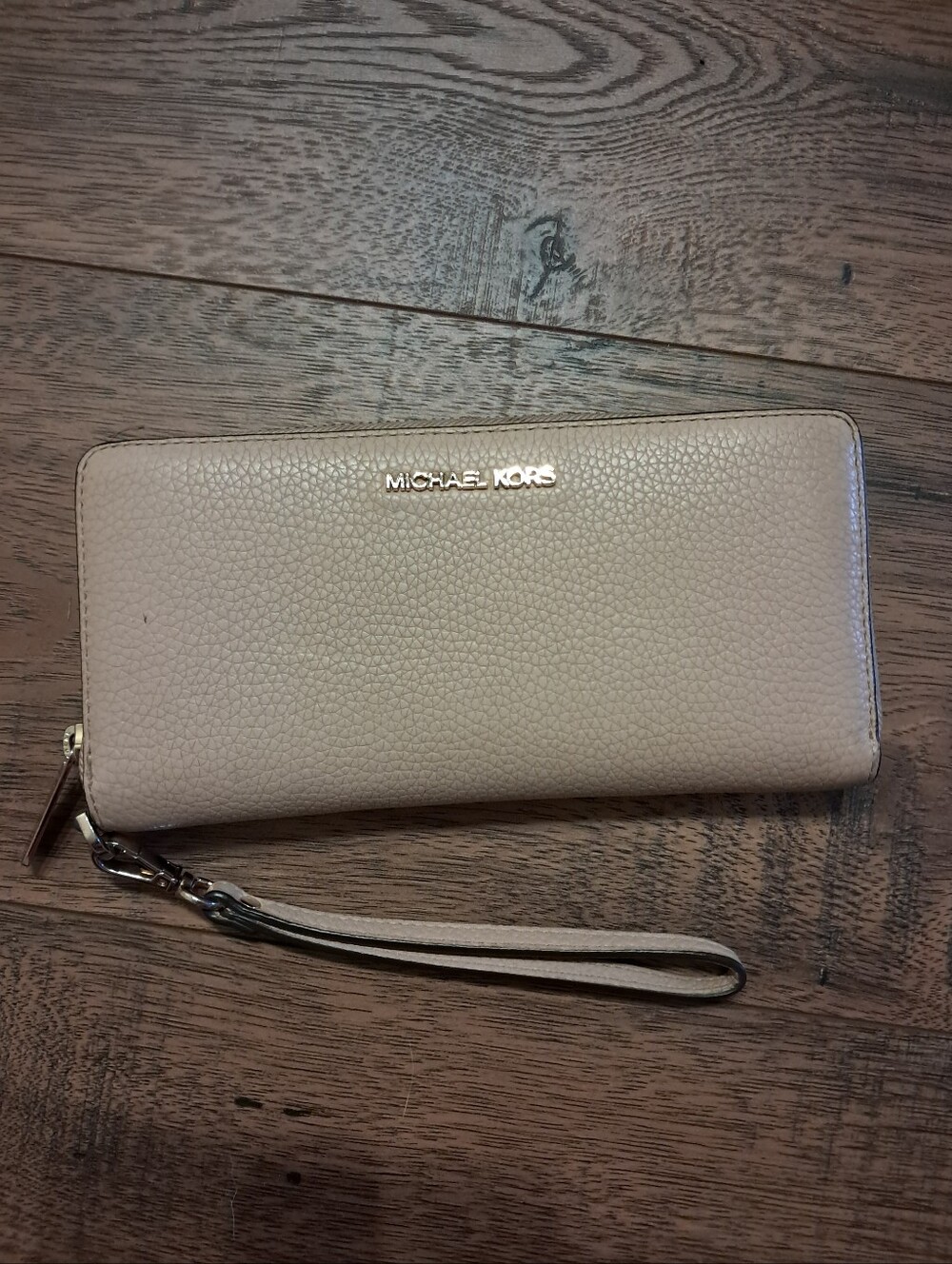 Michael Kors Pebbled Leather Zip Around Wristlet Wallet in Light Taupe